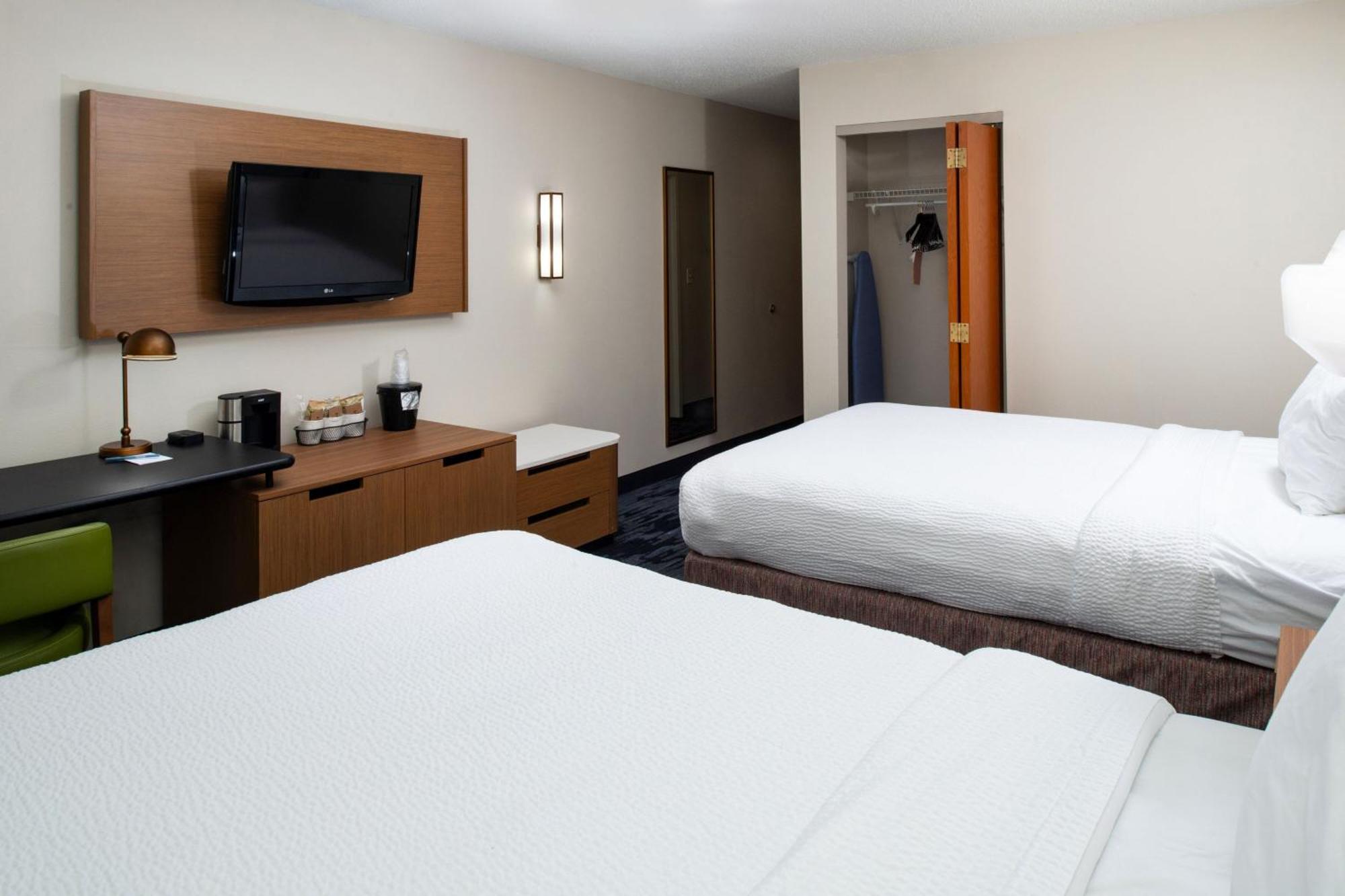 Fairfield Inn & Suites Greensboro Wendover Extérieur photo