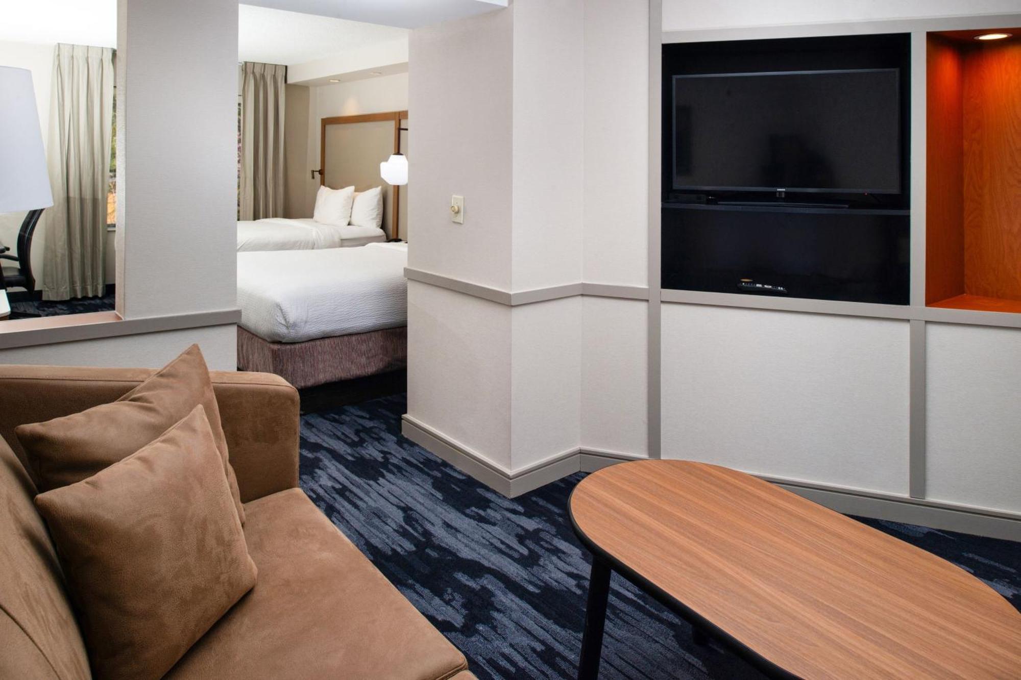 Fairfield Inn & Suites Greensboro Wendover Extérieur photo