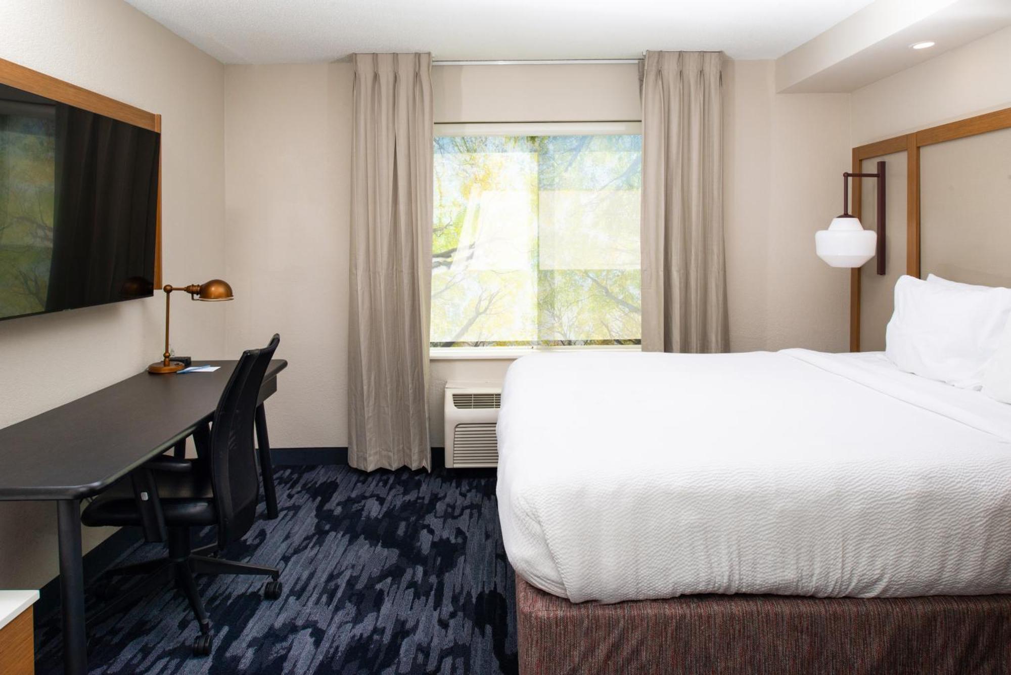 Fairfield Inn & Suites Greensboro Wendover Extérieur photo