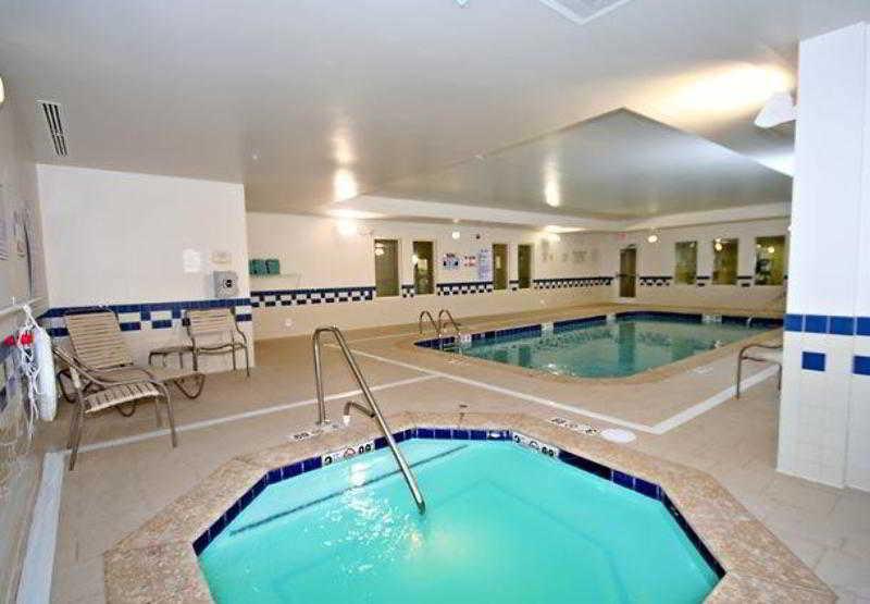 Fairfield Inn & Suites Greensboro Wendover Extérieur photo