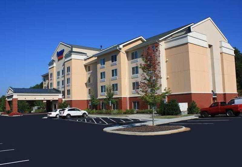 Fairfield Inn & Suites Greensboro Wendover Extérieur photo